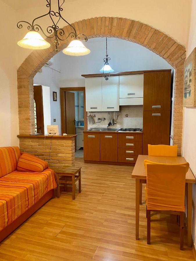 Holiday House Ginevra Formia Exterior photo