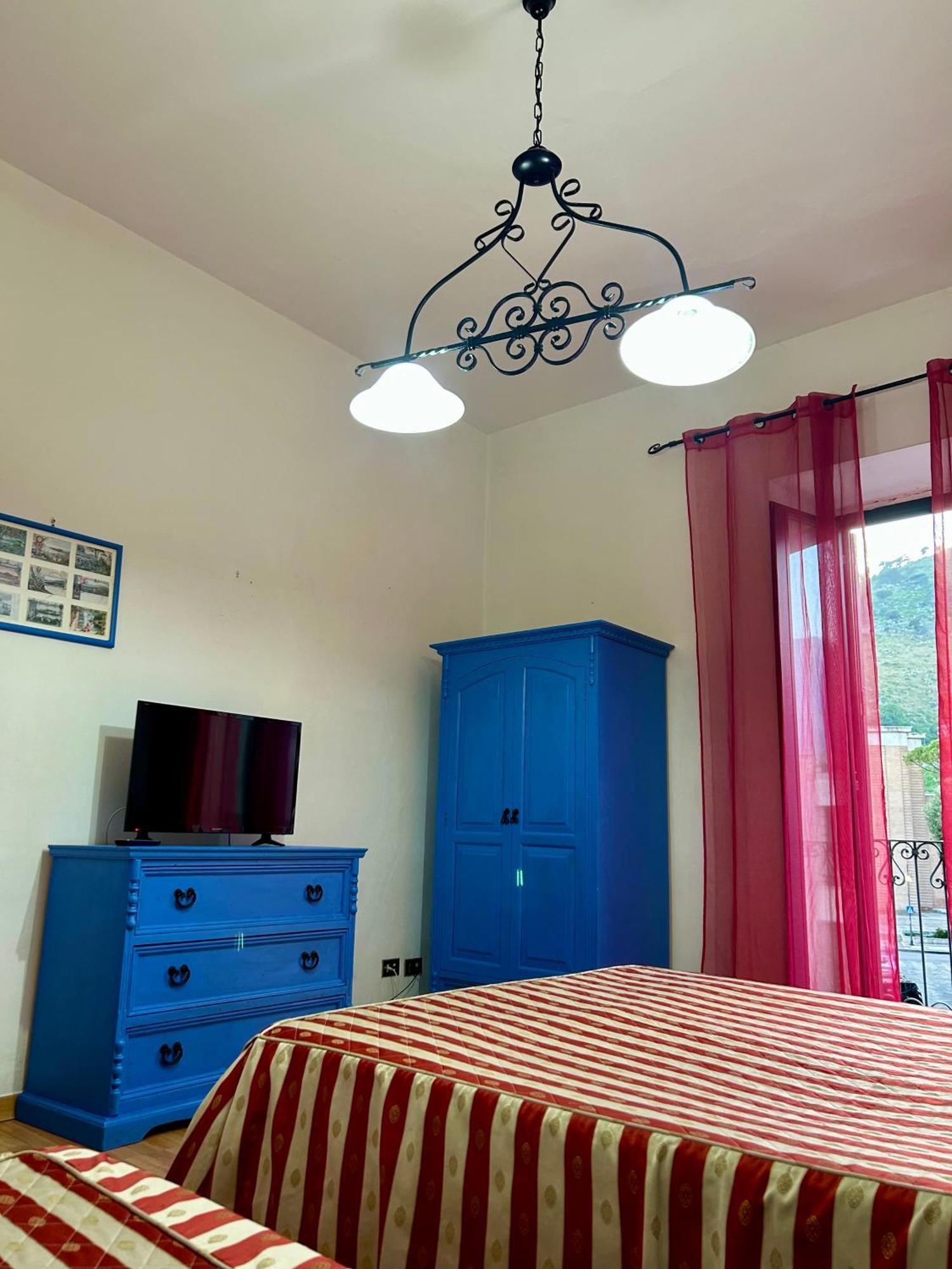Holiday House Ginevra Formia Exterior photo